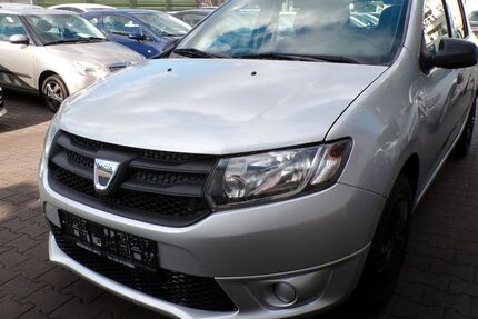 Dacia Sandero 14.000 km 5.990 &euro; Berlin 12347