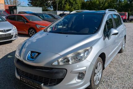Peugeot 308 131.000 km 3.990 &euro; Berlin 13158