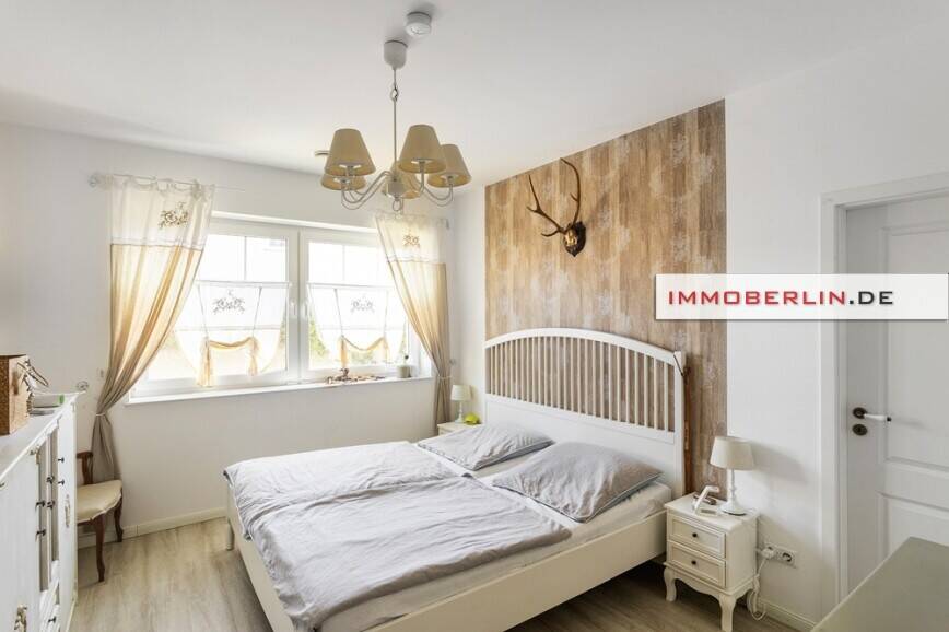 Bungalow Trebbin Klein Schulzendorf - 4 Zimmer, 140 m&sup2;, 690.000&euro; | Angebot:26305920