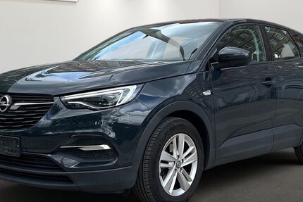 Opel Grandland (X) 83.177 km 9.999 &euro; Berlin 12681