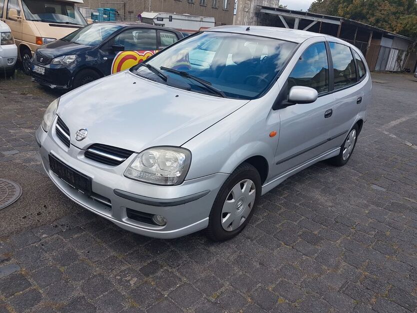 Nissan Almera 108.000 km 2.250 € Berlin 10717