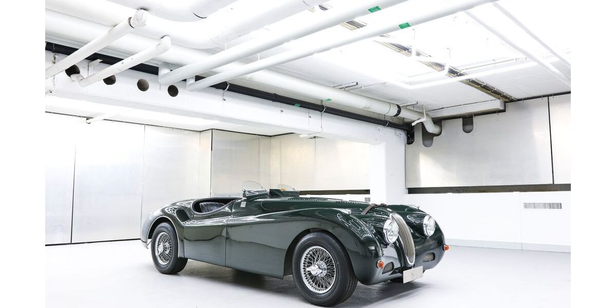 Jaguar XK 2.000 km 99.900 € Berlin 10625