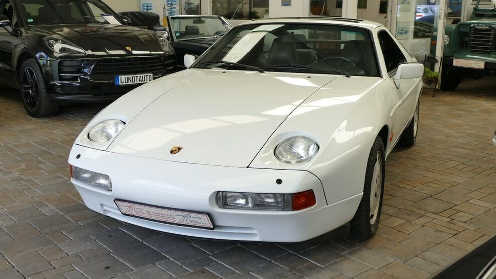 Porsche 928 190.000 km 28.900 € Berlin 14165