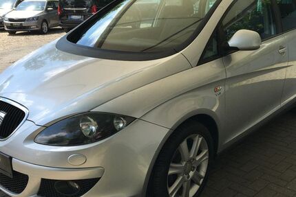 Seat Altea 98.485 km 7.980 &euro; Berlin 10315