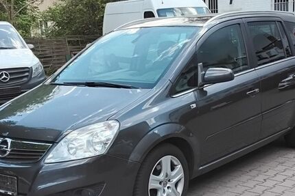 Opel Zafira 239.100 km 2.950 &euro; Berlin 13409