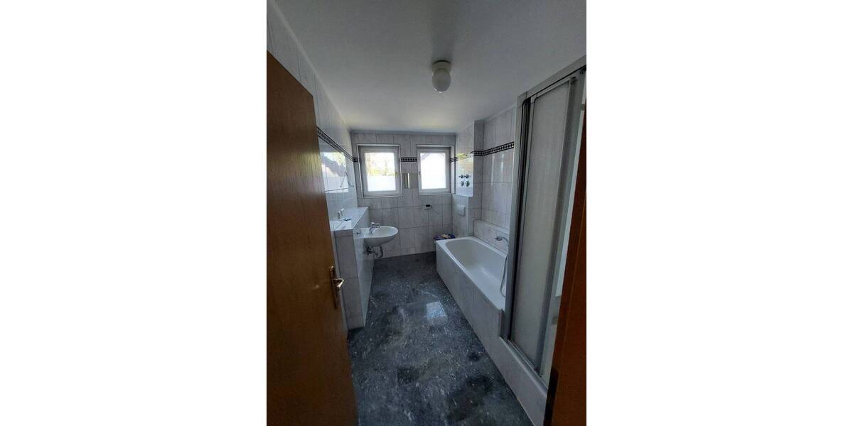 Etagenwohnung Falkensee - 2 Zimmer, 70 m&sup2;, 1.150&euro; | Angebot:26657100