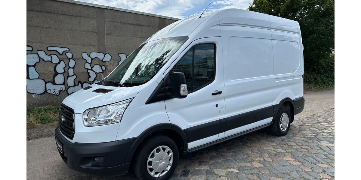 Ford Transit 136.090 km 13.390 &euro; Berlin OT Alt-Hohenschönhausen 13055