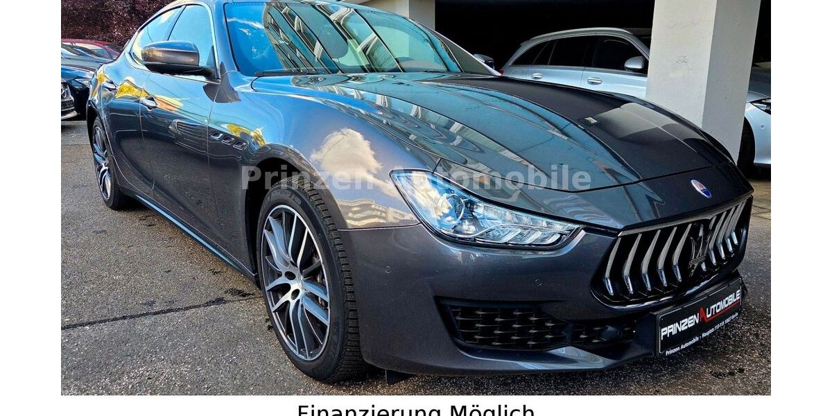 Maserati Ghibli 112.000 km 33.900 € Berlin 10827