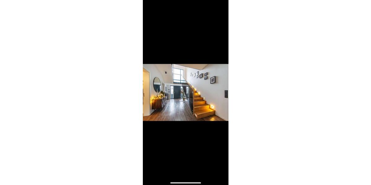 Villa Brieselang - 7 Zimmer, 248 m&sup2;, 1.500.000&euro; | Angebot:26070780