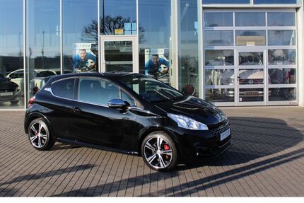 Peugeot 208 36.058 km 15.991 &euro; Potsdam 14482