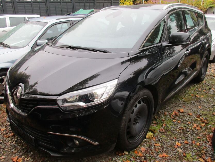 Renault Scenic 136.000 km 8.950 € Berlin 12357