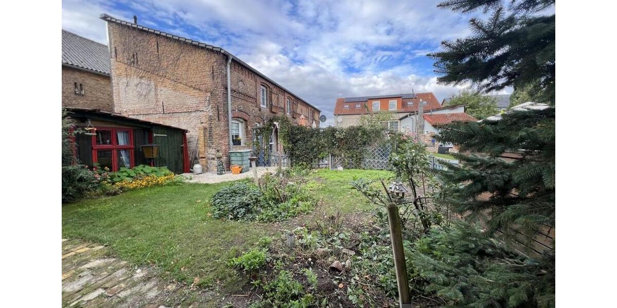 Dachgeschoßwohnung Ludwigsfelde - 3.5 Zimmer, 120 m&sup2;, 1.179&euro; | Angebot:25232695