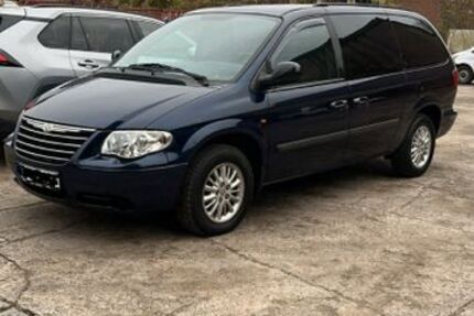 Chrysler Grand Voyager 180.000 km 4.490 &euro; Berlin 10179