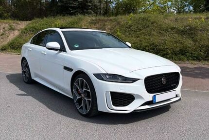 Jaguar XE 89.500 km 26.490 &euro; Berlin 12279