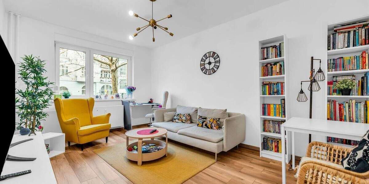 Bezugsfreie 3-Zimmerwohnung mit Balkon und Außenstellplatz 3 zimmer