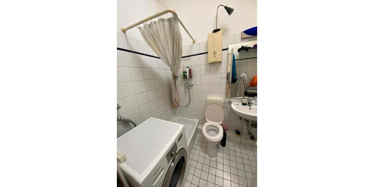 Einfamilienhaus Berlin Friedrichshain-Kreuzberg - 20 Zimmer, 69 m&sup2;, 650&euro; | Angebot:26234982