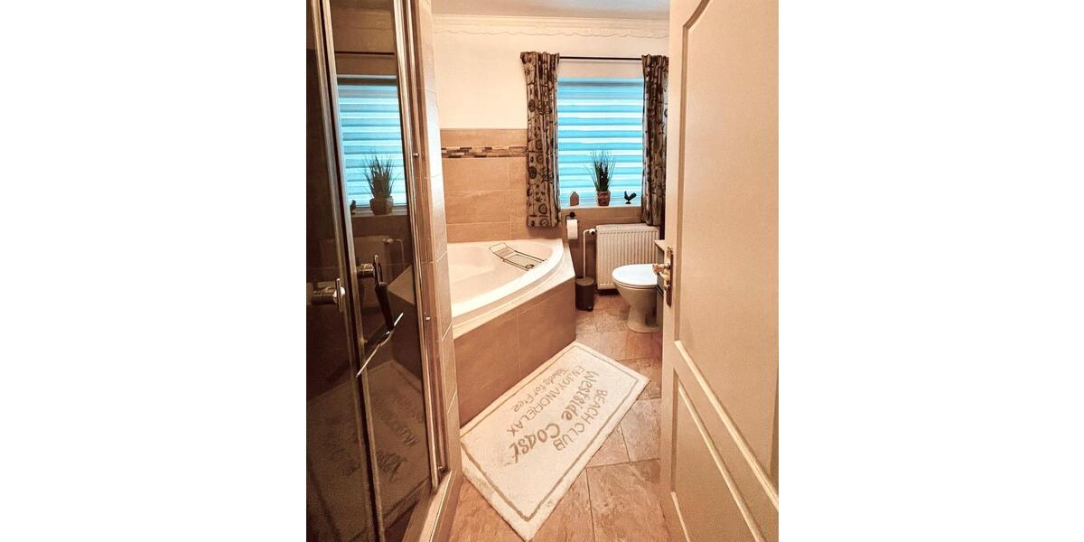 Hochparterre Potsdam Industriegelände - 3 Zimmer, 125 m&sup2;, 1.990&euro; | Angebot:25375062