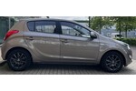 i20