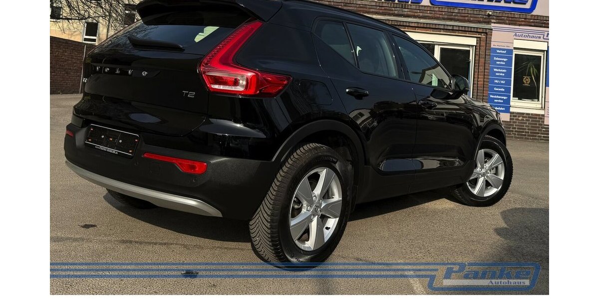 Volvo XC40 Essential 2WD 8G*LED*Virtuall*PDC*BT*Tempo* 15.156 km 26.990 &euro; Berlin 13187