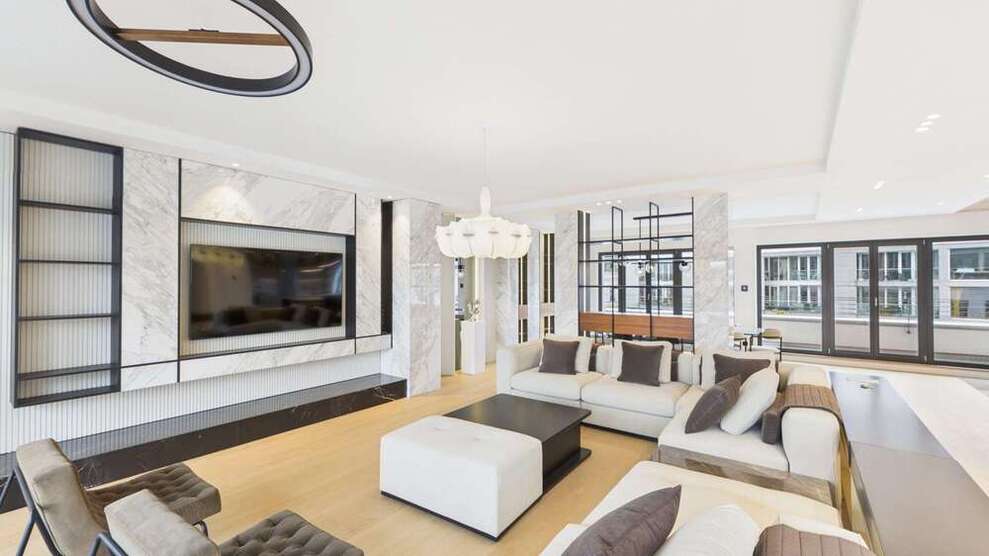 Wohnung zum Kaufen in Berlin Mitte 2.125.000 € 177 m²