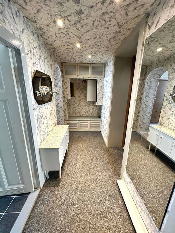Gestalten Sie Ihr Traumzuhause - Bezugsfreie 2-Zimmer-Altbauklassiker unweit des Lietzenseeparks!