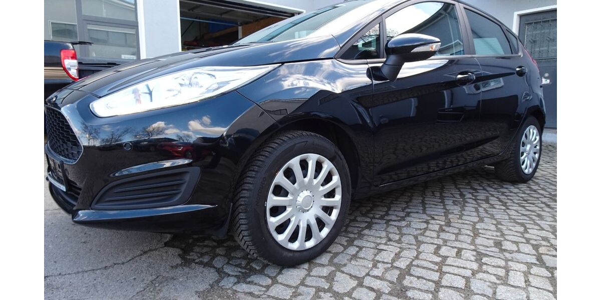 Ford Fiesta 127.776 km 6.350 &euro; Falkensee 14612