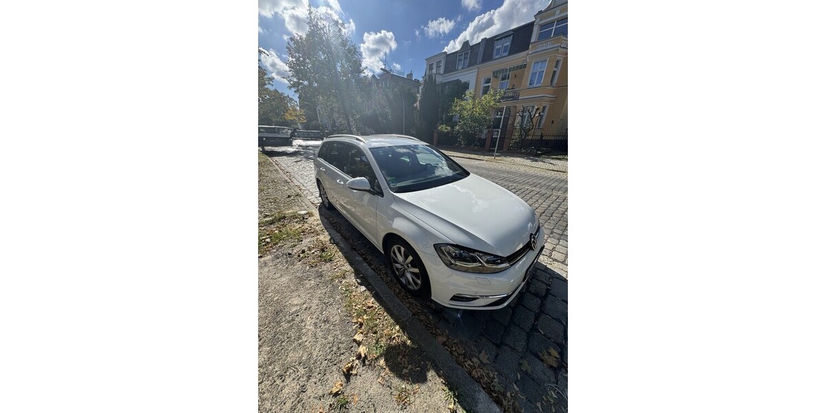 VW Golf 156.000 km 15.000 &euro; Berlin 10178