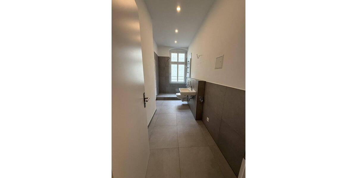 Etagenwohnung Berlin Charlottenburg - 2 Zimmer, 62 m&sup2;, 1.283&euro; | Angebot:26257567