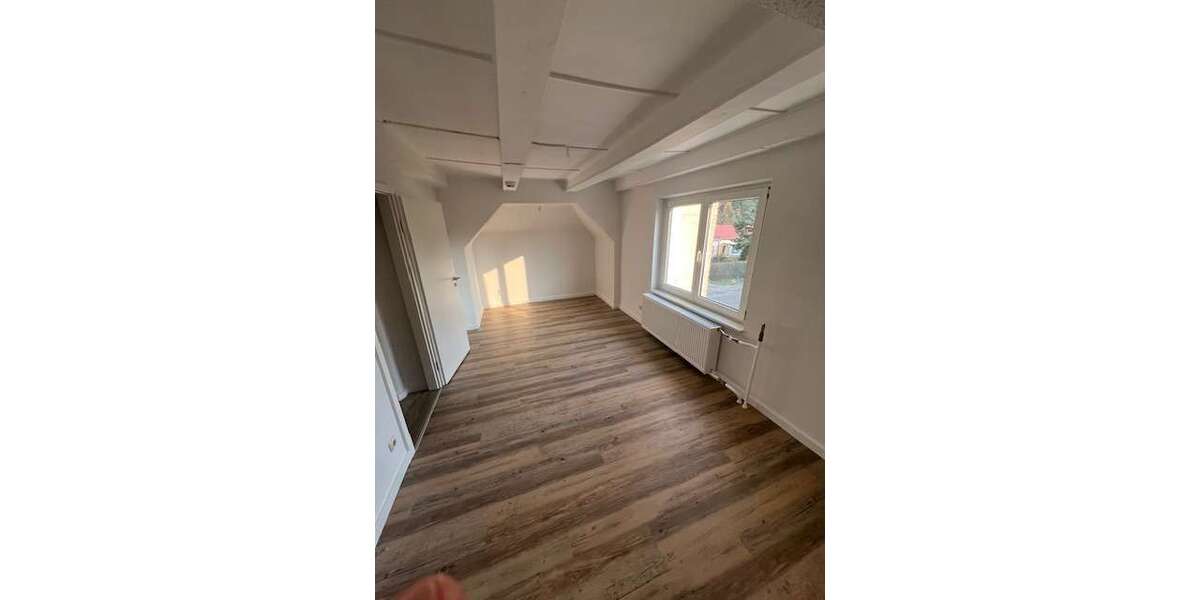 Etagenwohnung Trebbin - 3 Zimmer, 90 m&sup2;, 1.080&euro; | Angebot:26889346