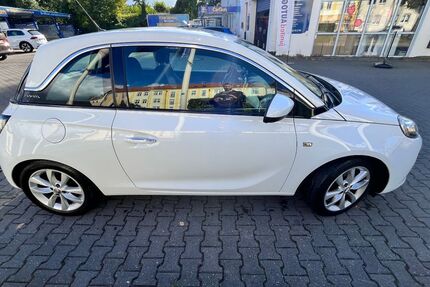Opel Adam 57.500 km 6.600 € Berlin 10243