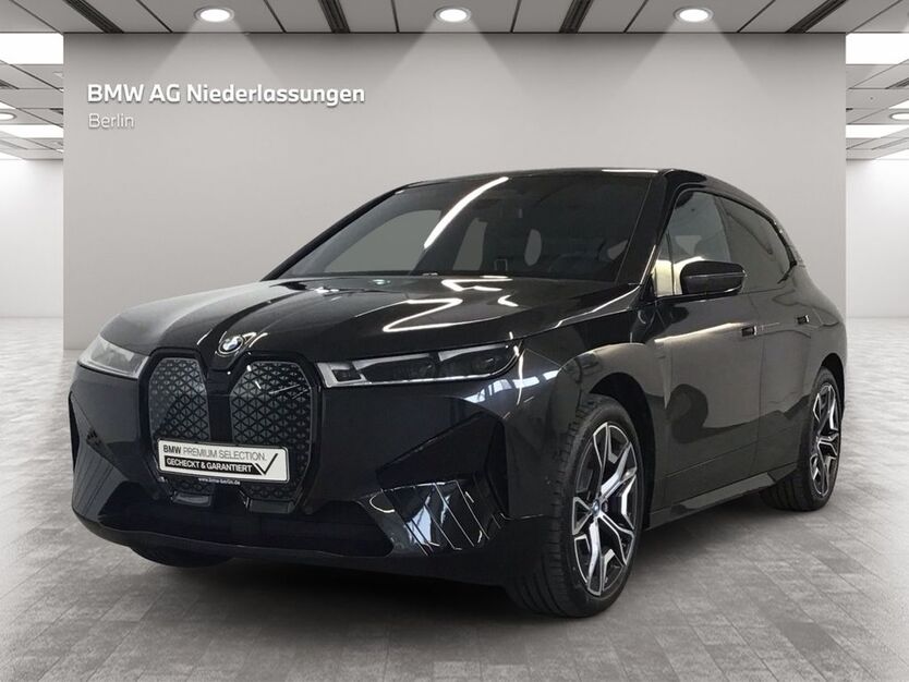 BMW iX 29.647 km 77.700 € Berlin 14057
