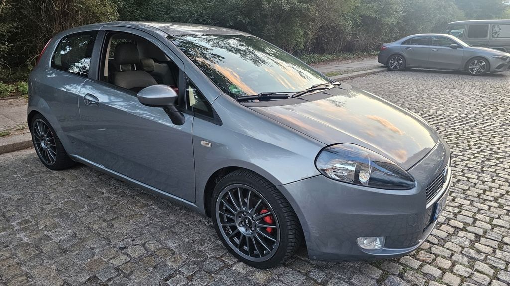 Fiat Punto 171.000 km 1.900 &euro; Berlin 10627