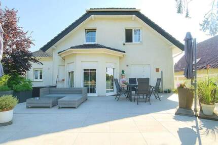 Großzügiges Einfamilienhaus mit weitläufigem Grundstück in Teltow - nahe Berlin und Potsdam 5 zimmer