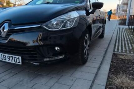 Renault Clio 68.500 km 6.699 &euro; Berlin 12349