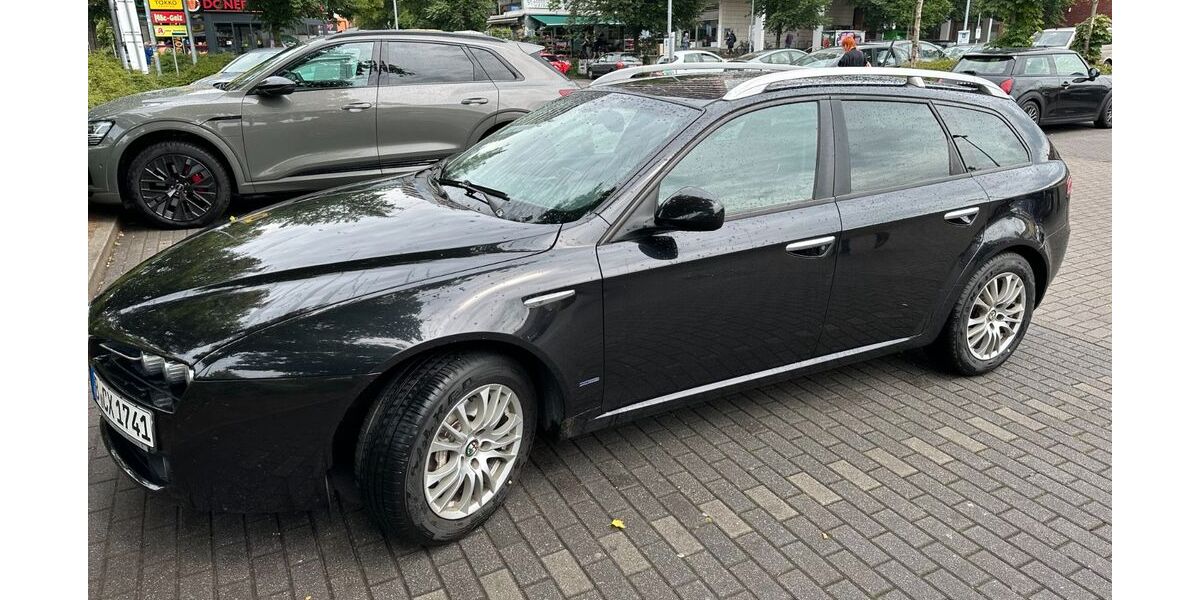 Alfa Romeo 159 121.800 km 4.700 &euro; Berlin 10407