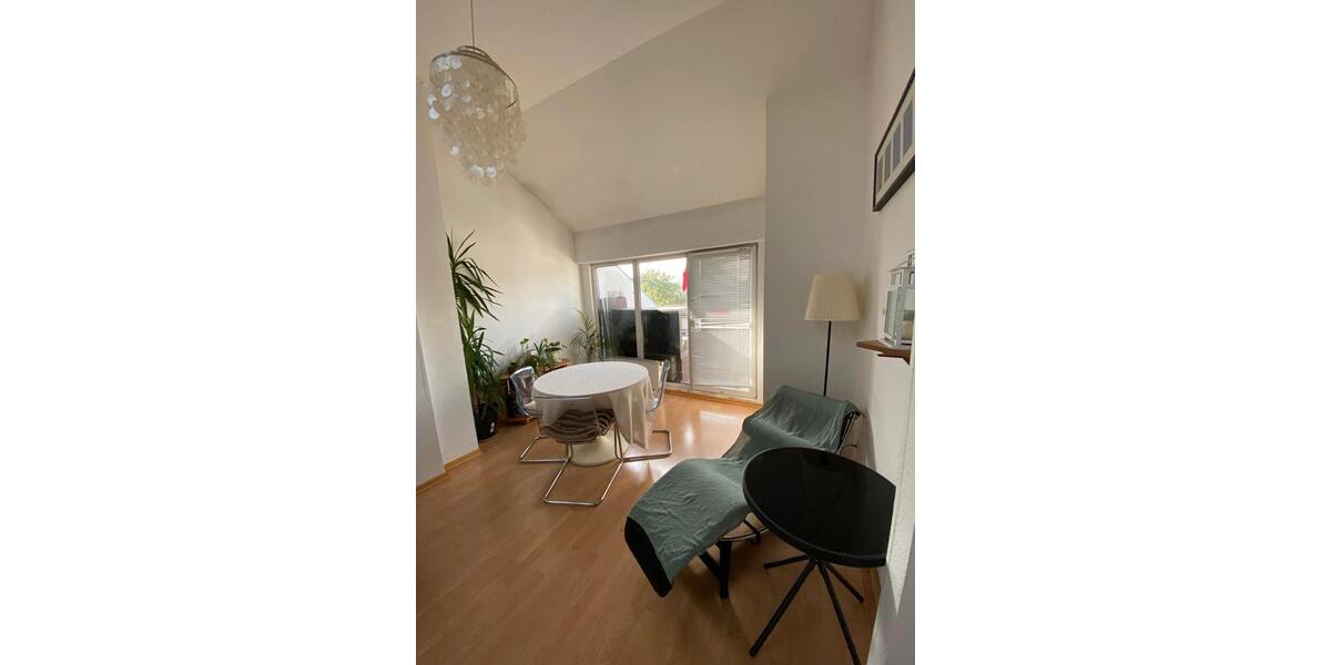 Einfamilienhaus Berlin Friedrichshain-Kreuzberg - 20 Zimmer, 69 m&sup2;, 650&euro; | Angebot:26234982