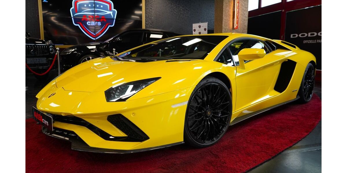 Lamborghini Aventador 17.500 km 339.900 € Berlin 12353