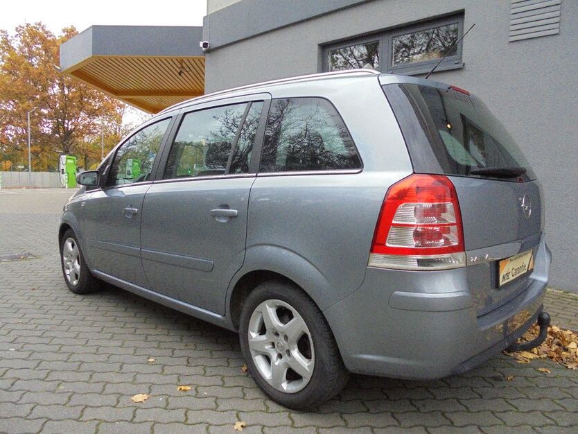 Opel Zafira 150.000 km 4.999 € Berlin/Hohenschönhausen 13055