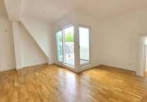 Wohnung zum Mieten in Berlin 2.455,74 € 136.43 m²