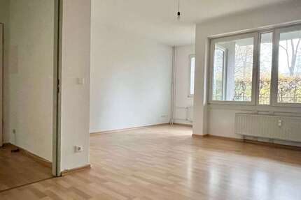 Wohnung Berlin Niederschönhausen - 1.5 Zimmer, 49 m&sup2;, 831&euro; | Angebot:26657552