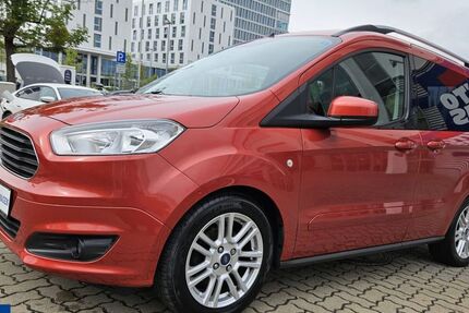 Ford Tourneo Courier 98.500 km 8.989 € Berlin - Mariendorf 12107