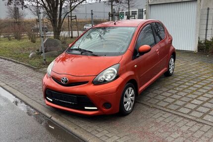 Toyota Aygo (X) 67.500 km 3.800 &euro; Berlin 12349