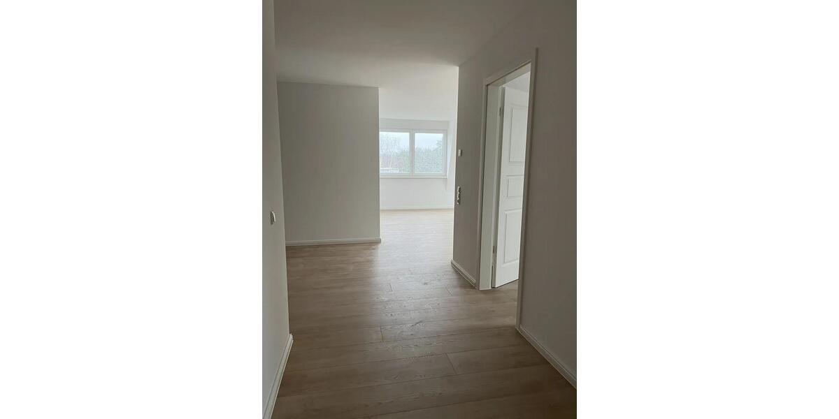 Etagenwohnung Potsdam Drewitz - 3 Zimmer, 98 m&sup2;, 1.512&euro; | Angebot:23602746