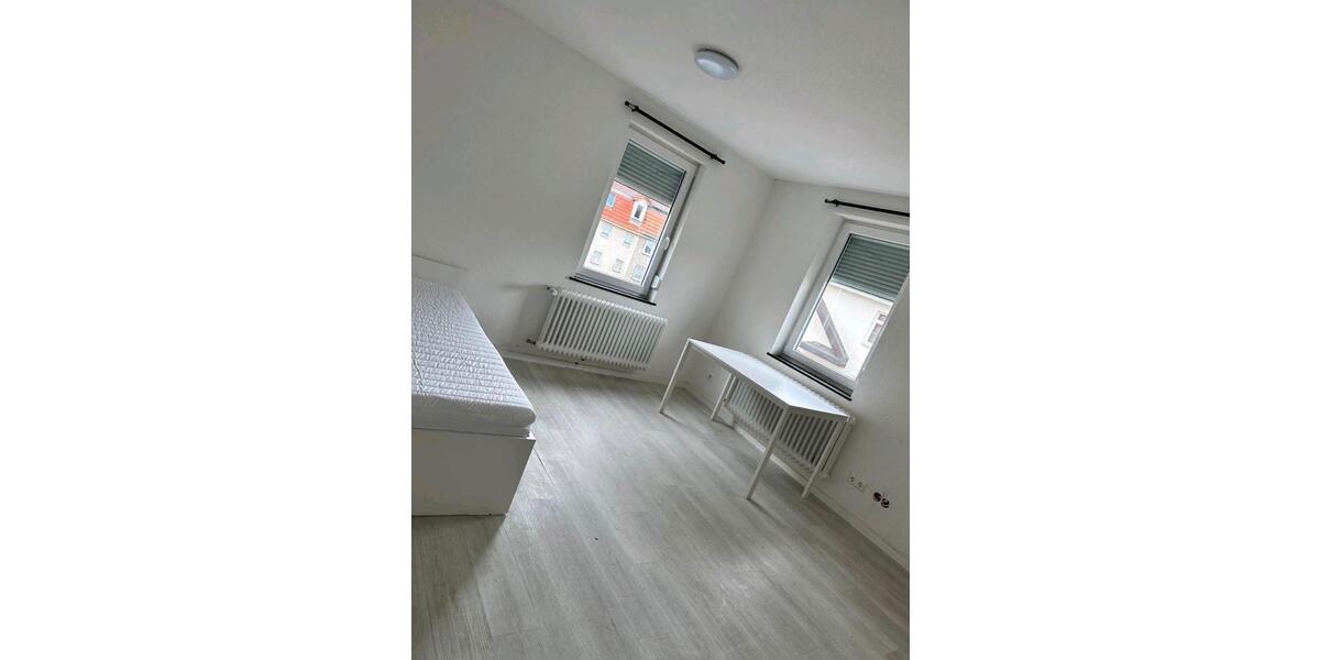 Erdgeschoßwohnung Berlin Neukölln - 1 Zimmer, 18 m&sup2;, 500&euro; | Angebot:26692480