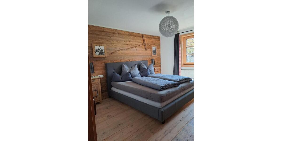 Mehrfamilienhaus, Wohnhaus - 7 Zimmer, 192 m&sup2;, 950.000&euro; | Angebot:26470189