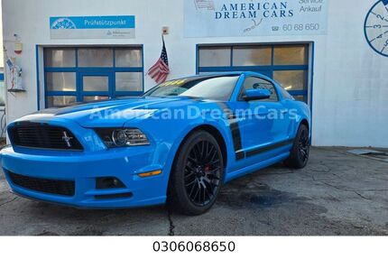 Ford Mustang 143.715 km 17.666 € Berlin 12359