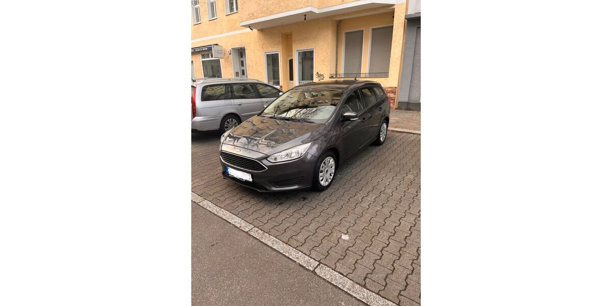 Ford Focus 118.000 km 6.875 &euro; Berlin 10825