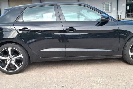 Audi A1 43.821 km 16.300 &euro; Berlin 12526