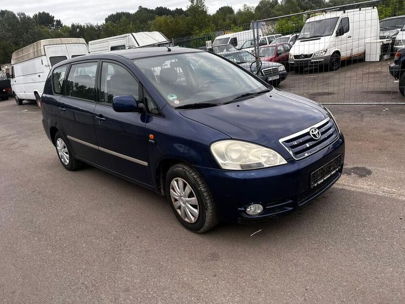Avensis Verso