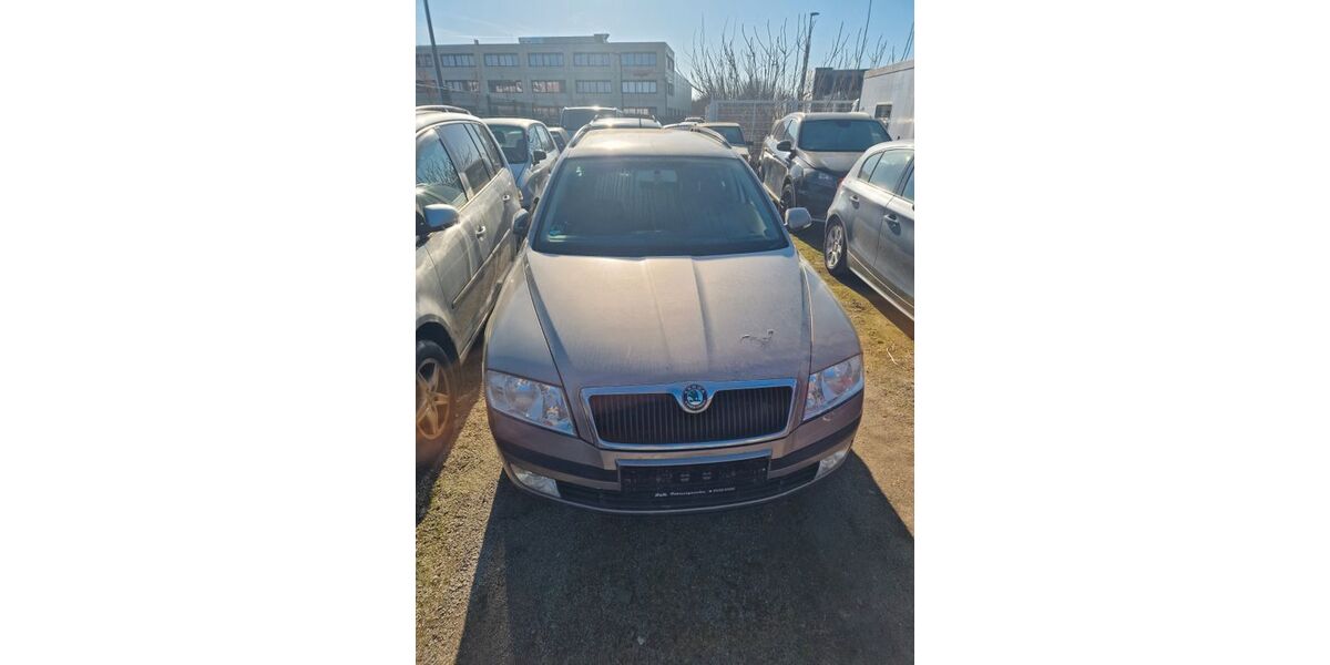 Skoda Octavia 250.000 km 1.800 &euro; Potsdam 14478